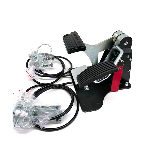 ACAR-B3D乘客的刹车和加速器踏板